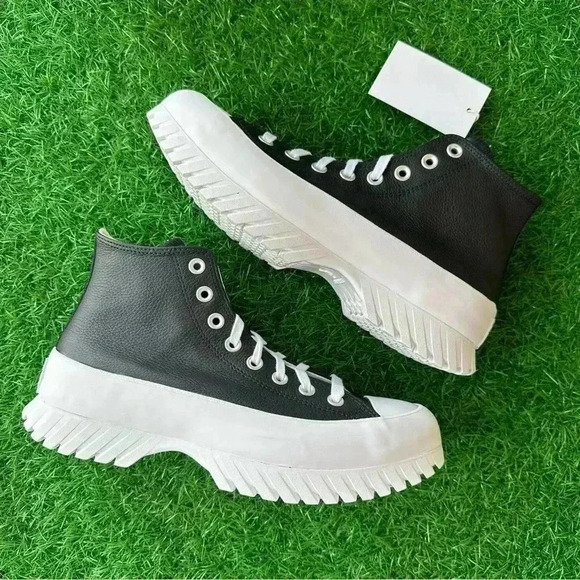 Converse Chuck Taylor All Star Lugged 2.0 Hi - Picture 7 of 8